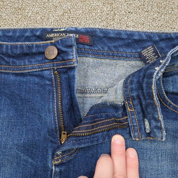 ✨ American Eagle Jean Skirt Womens 8 Blue Cotton Denim Stretch Button Pockets ✨ - Picture 2 of 8